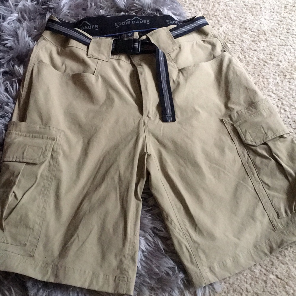 Eddie Bauer cargo Shorts